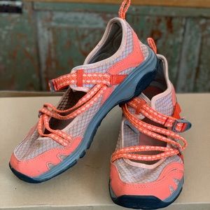 Chaco Water Shoes-Outcross MJ Sz9